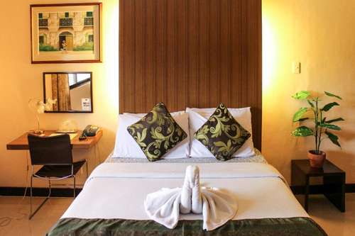 www.stonehouse.com.ph