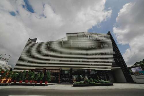 www.thecarmenhotel.com.ph