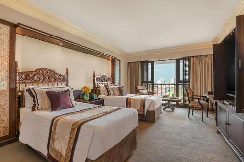 www.manila-hotel.com.ph