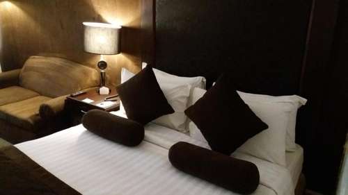 www.smarthotellahore.com