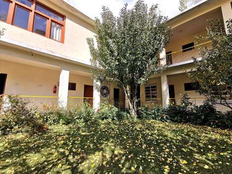 www.gulmitcontinentalhotel.com