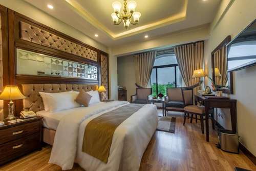 www.envoyhotel.com