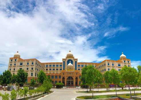 www.gwadarbusinesscenter.com