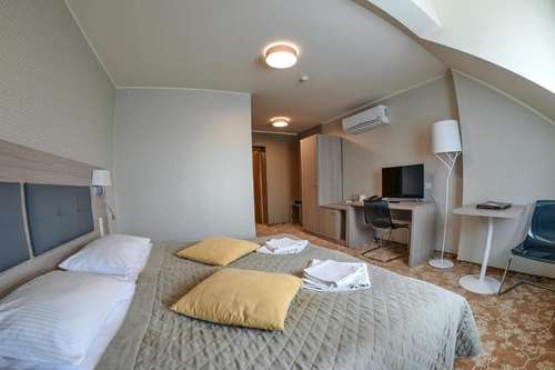 www.hotelpanoramanowysacz.pl