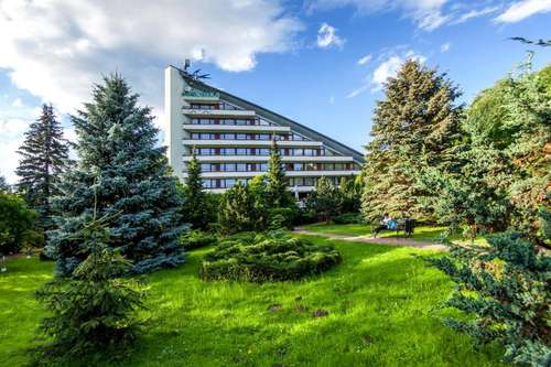 www.hotel-jaskolka.pl