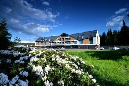 www.hoteljakuszyce.pl