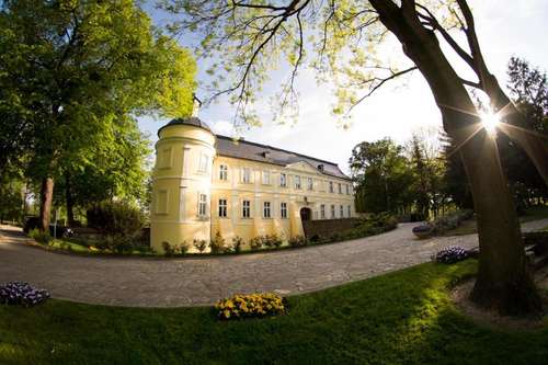 www.zamekchalupki.pl