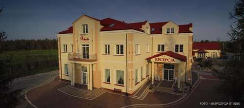 www.hotel-arkada.pl