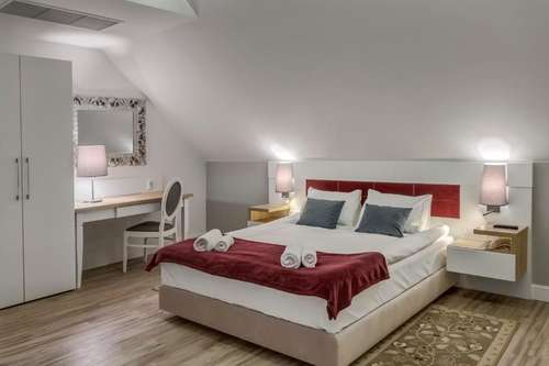 www.hotelrozbicki.pl