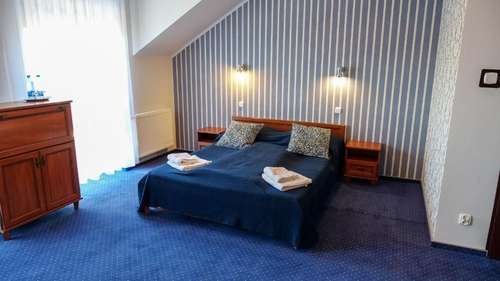 www.hotelduet.com.pl