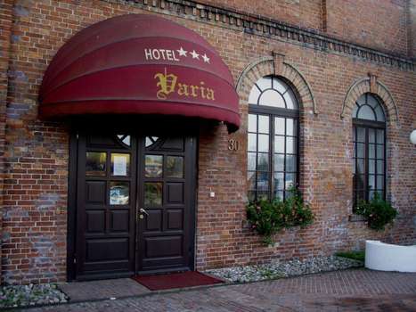 www.hotelvaria.pl
