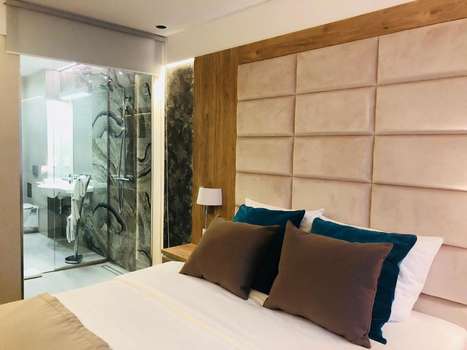 www.hotelines.pl