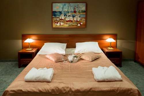 www.augustow-hotel.pl