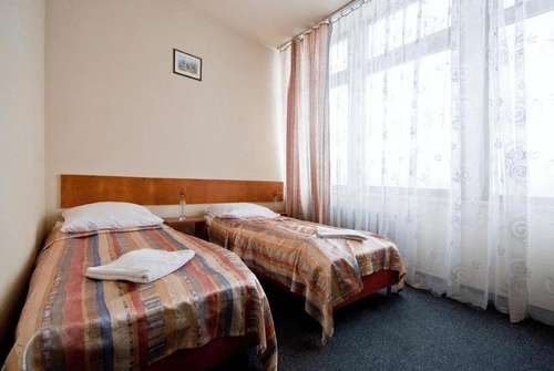 www.hotelstart.com.pl