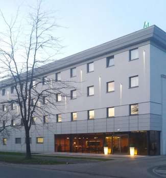 www.abtonhotel.pl