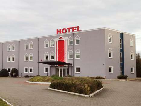 www.hotelholidays.com.pl