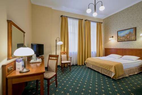 www.hotelhetman.pl