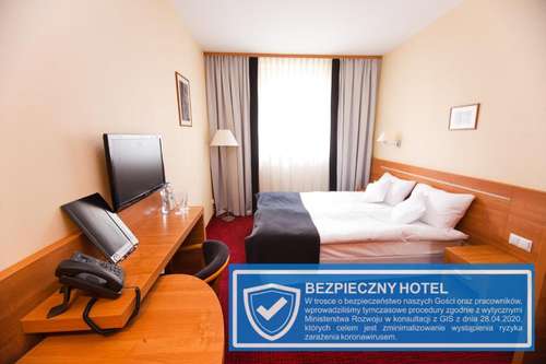 www.hotelmalinowski.pl