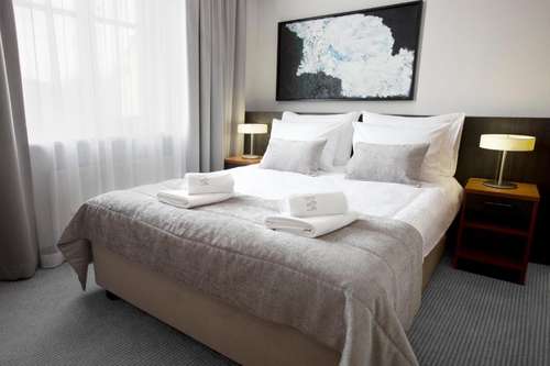 www.hotelbenefis.pl