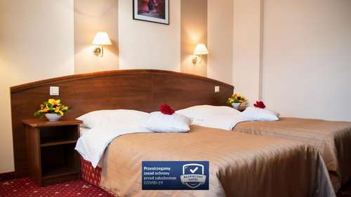 www.hotelnovum.pl