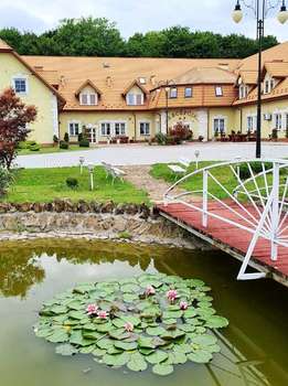 www.hotelmagnat.pl