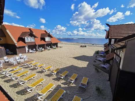 www.hotelchinski.pl