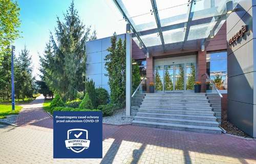 www.hotel-ikar.pl