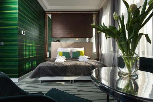 www.plazahotelkrakow.pl