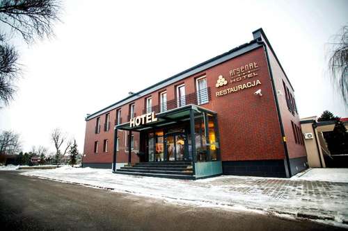 www.hotel-arsenal.pl