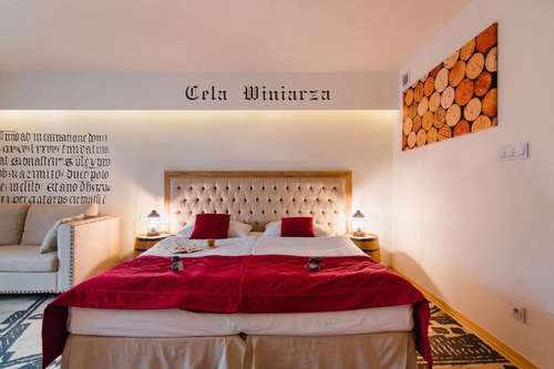 www.hotelpodklasztorze.pl