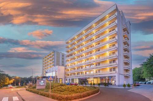 www.hotelvestina.pl