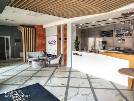 www.hotelnadczernica.pl