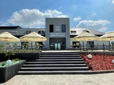 www.hotelgarbow.pl