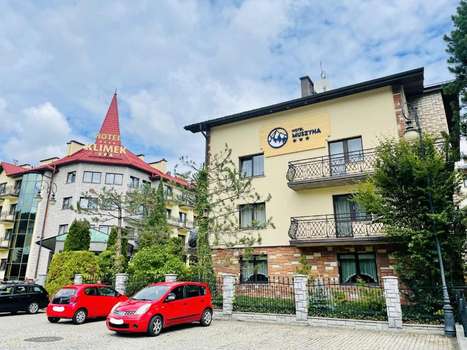 www.hotelmuszyna.pl