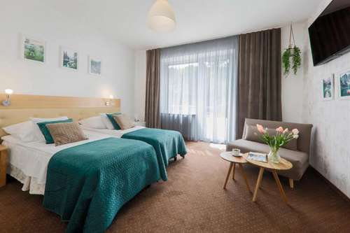 www.hotellaziska.com.pl