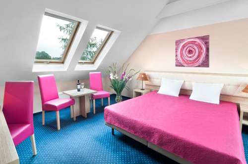 www.hotelpetrus.pl