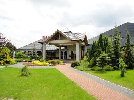 www.hotel-podroznik.pl