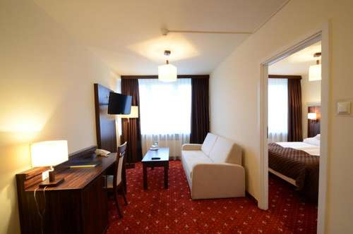 www.hotelpzm.eu