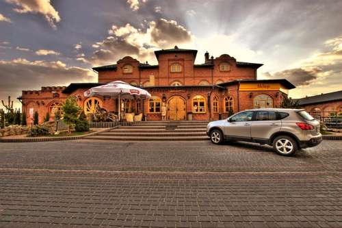 www.hotelstaropolski.pl
