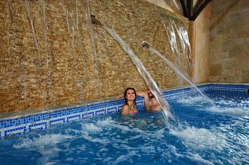 www.hotelsuprasl.com