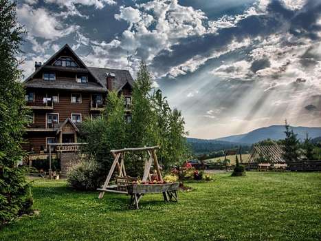 www.hotel-carpatia.pl
