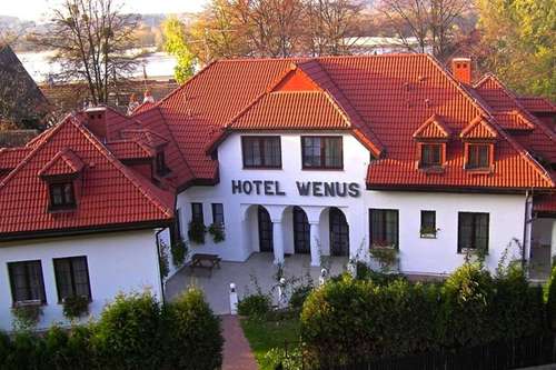 www.hotelwenus.pl