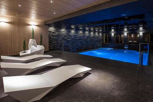 www.hotelzawrat.pl