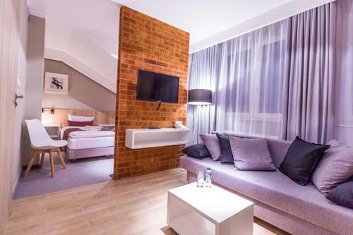www.hotelfalcon.pl