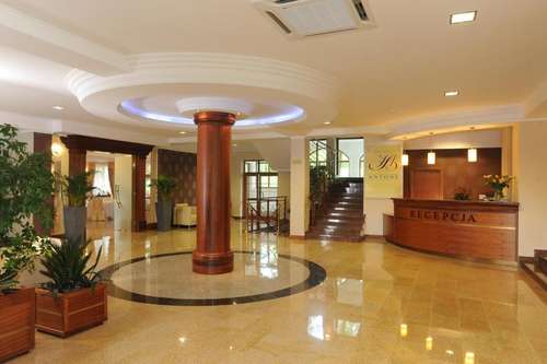www.hotelantoni.pl