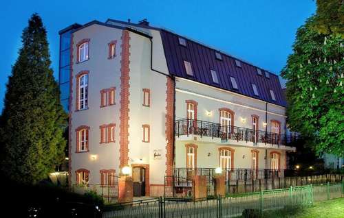 www.pariahotel.pl