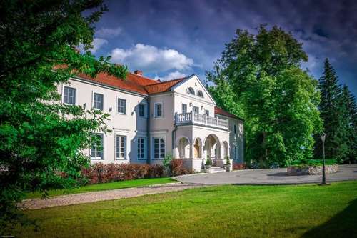www.dworkaliszki.pl