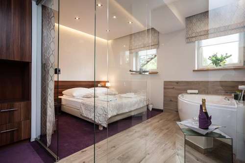 www.hotel-barka.pl