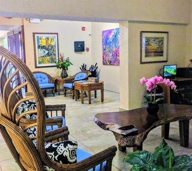 www.canariolagoonhotel.com