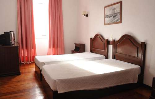 www.residencialsfrancisco.com.pt